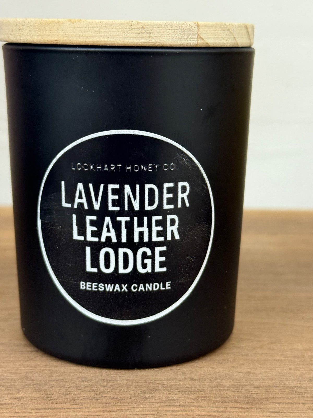 Lavender Leather Lodge – Beeswax Candle (7 oz)